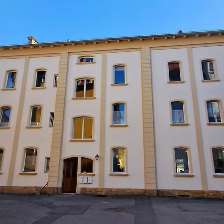 8 Gaeste - Grosse 3-Zi Wohnung - Zentral Coburg - Kostenloser Parkplatz شقة كوبورغ