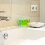 Apartament Geraeumige 3-zi Stadtwohnung Fuer 8 Mit Parkplatz Coburg