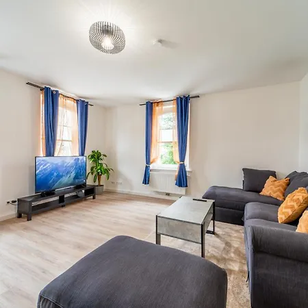 Apartment Grosse 3-zimmer - Zentral-coburg - Kostenloser Parkplatz