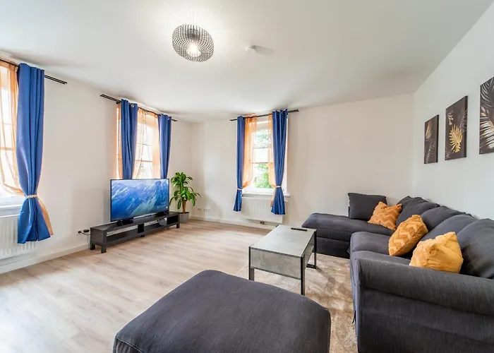Apartment 8 Gaeste - Grosse 3-zi - Zentral - Kostenloser Parkplatz